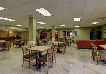 Motel 6 Opelika Al Restaurant photo